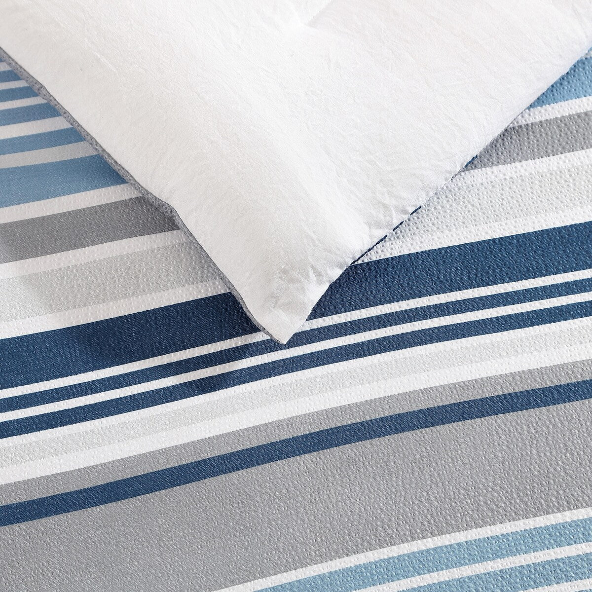 Nautica Bradlee Blue Reversible Comforter Set