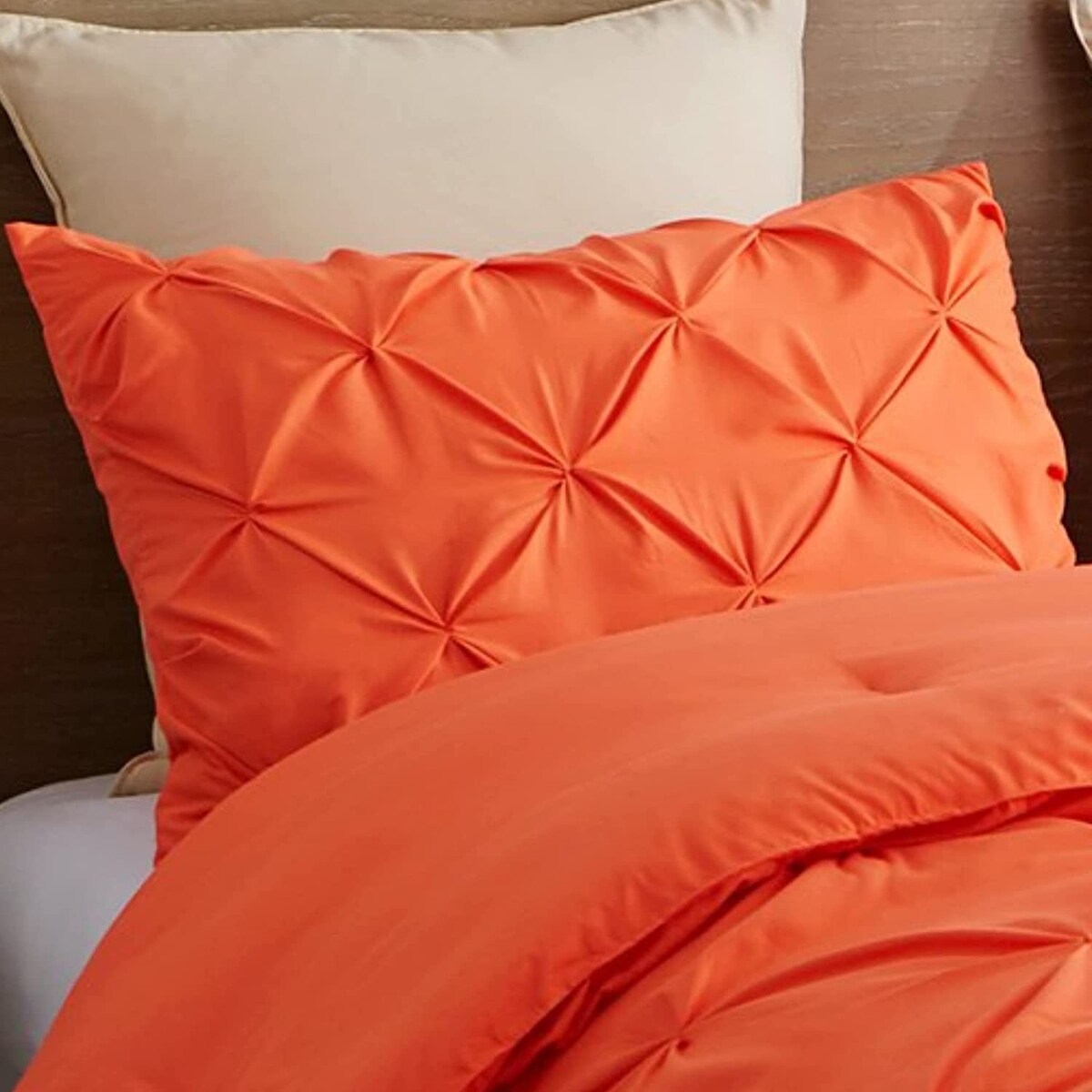 Pin Tuck Standard Sham (2-Pack)