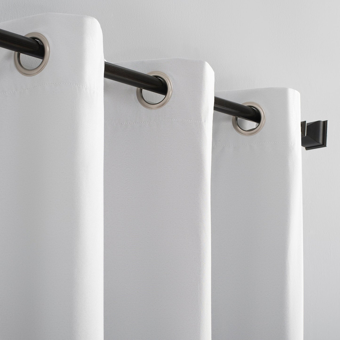 Sun Zero Cyrus Thermal Total Blackout Grommet Curtain Panel, Single Panel