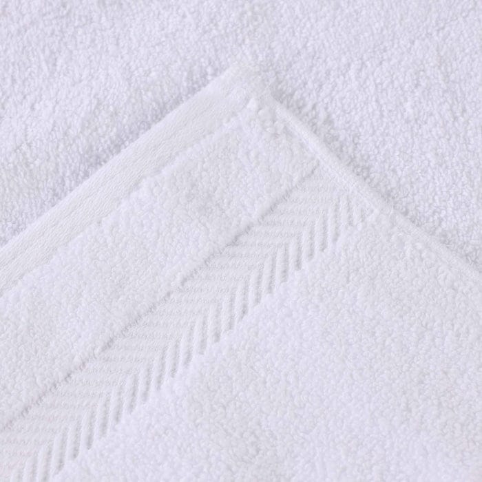 Superior Absorbent Zero Twist Cotton Bath Towel (Set of 2)