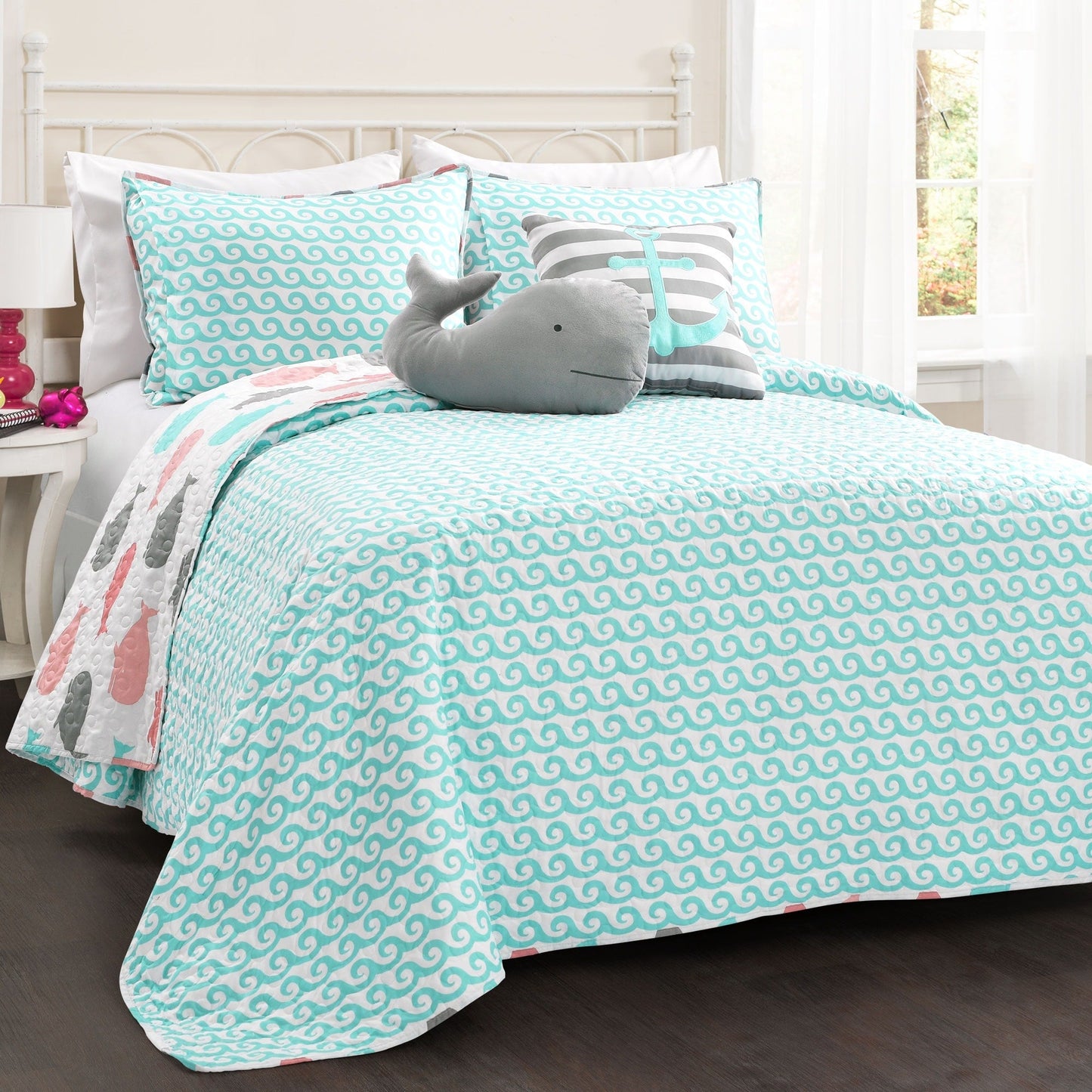 Taylor & Olive Lums Whale Print 5-piece Quilt Set