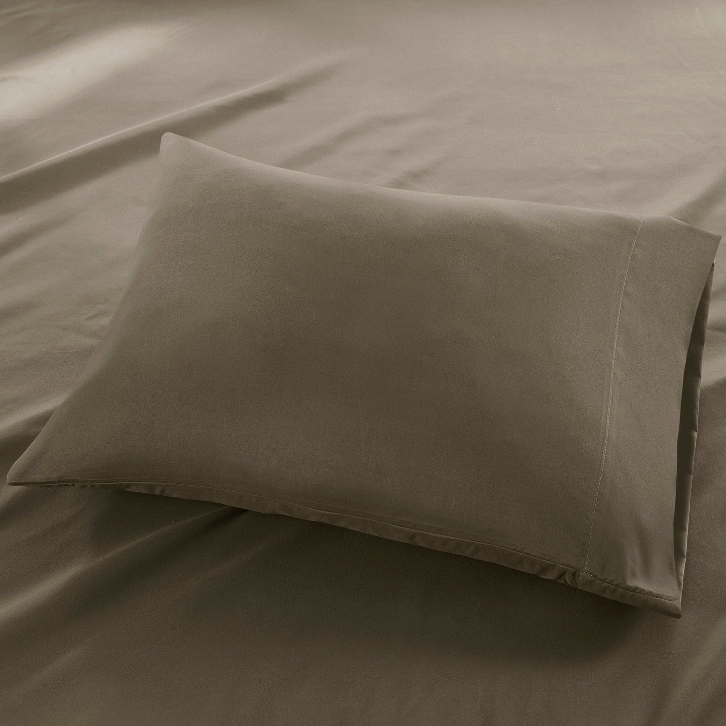 Madison Park Luxurious Brushed Microfiber Deep Pocket Sheet Set