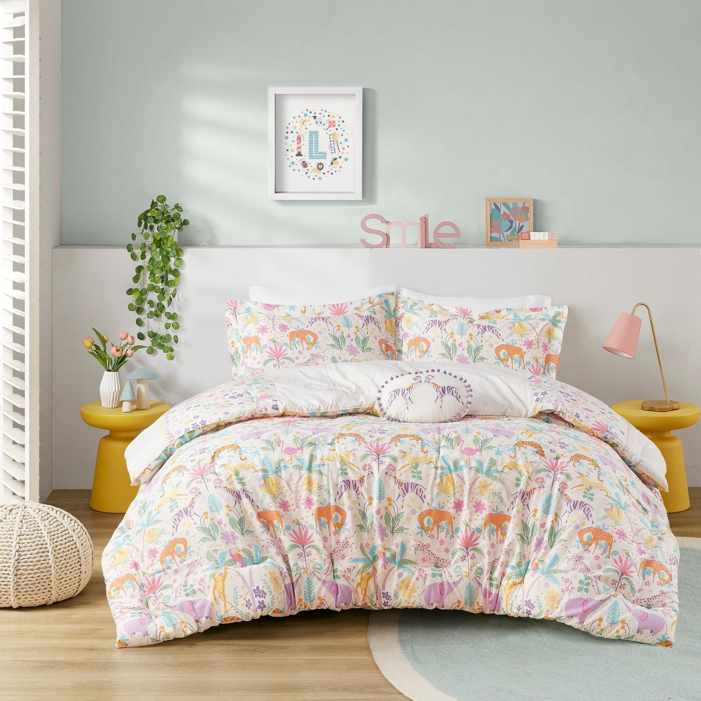 Intelligent Design Kids Thea Floral Reversible Cotton Comforter Set with Throw Pillow