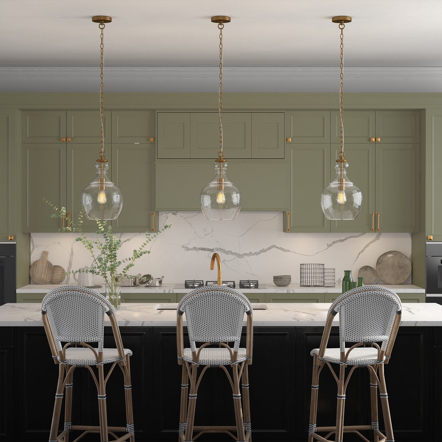 Verona 11 Wide Pendant with Glass Shade - 11 Wide