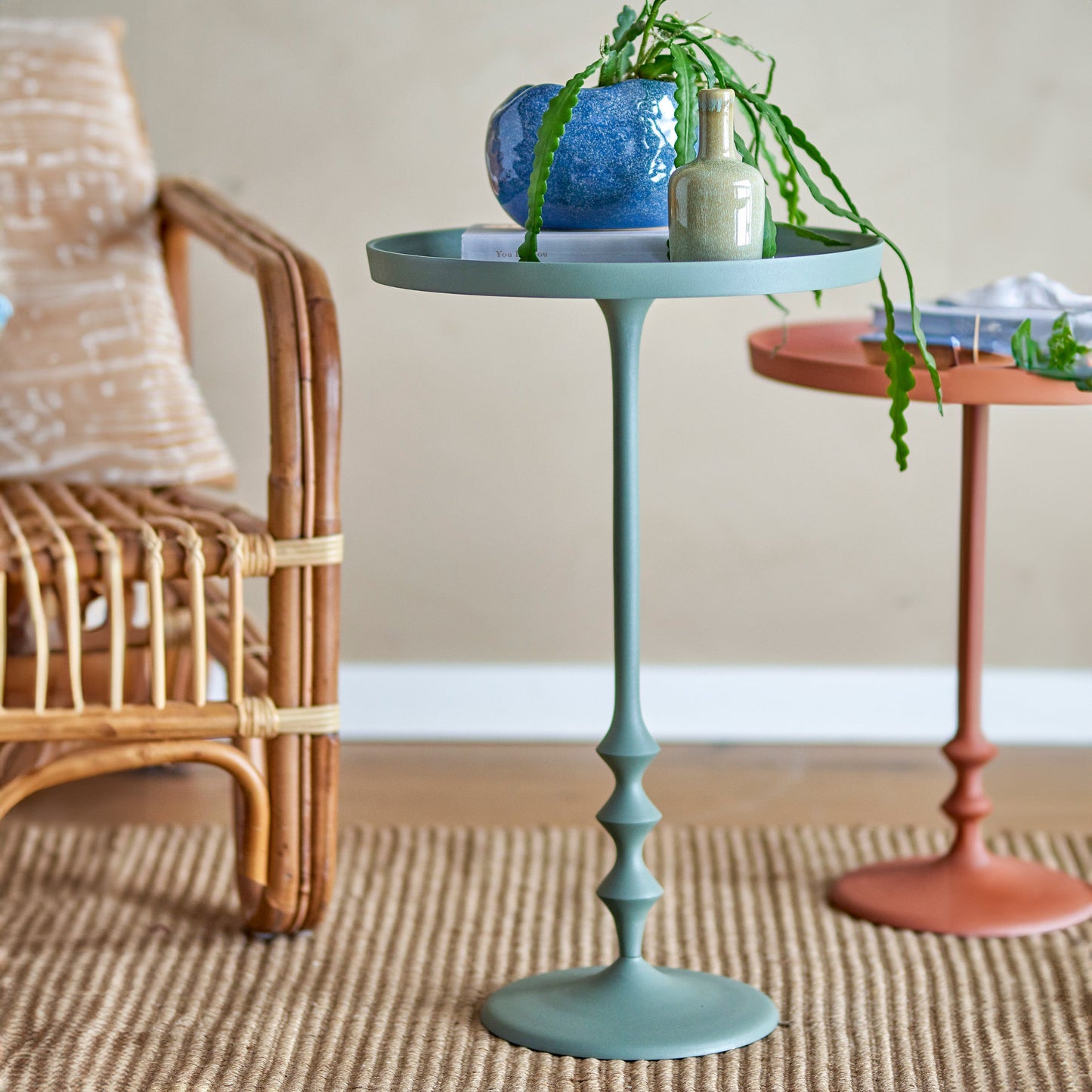 Anjou tavolino da appoggio elegante in metallo verde