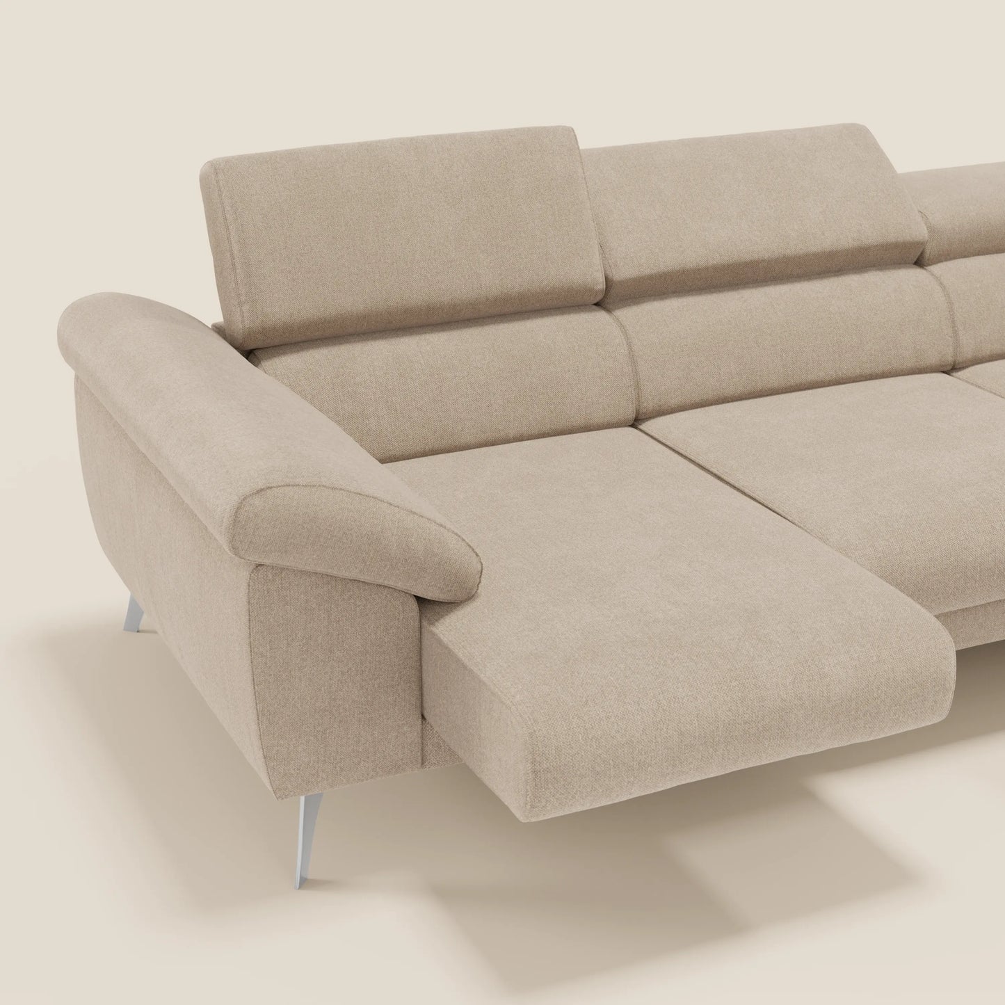 Donatello Divano angolare con sedute scorrevoli braccioli contenitore e poggiatesta in tessuto morbido smacchiabile T23 beige