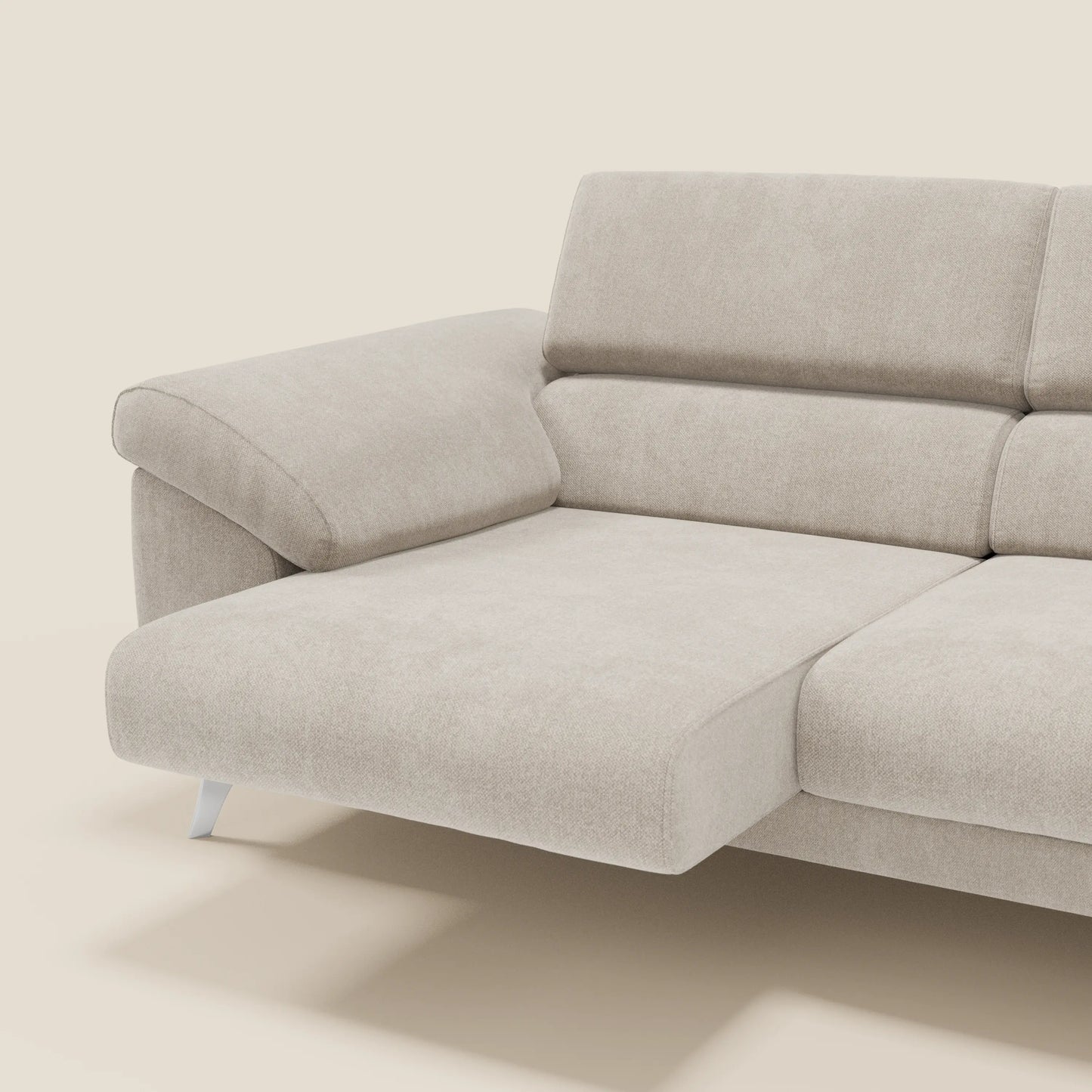 Donatello divano con sedute allungabili braccioli contenitore e poggiatesta reclinabili in tessuto smacchiabile T23 panna